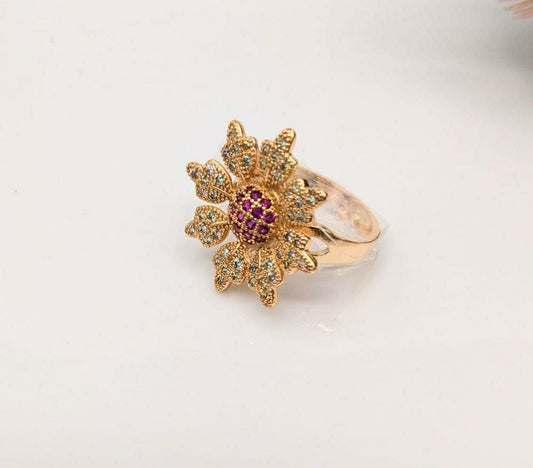 Flower Design Zircon Charm Ring (Golden)