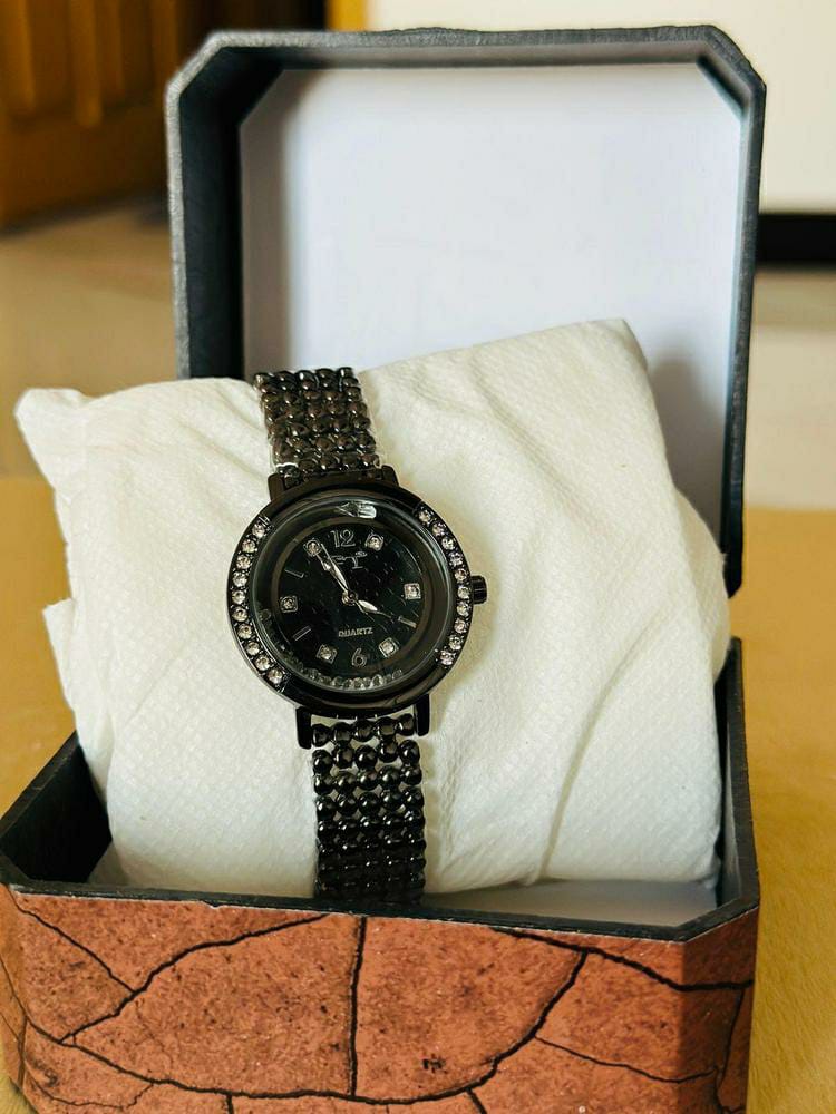 Analogue Watch For Women