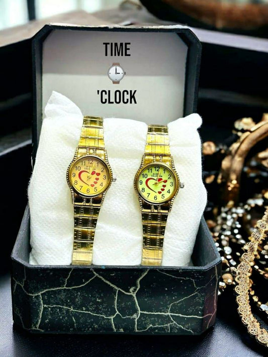 1 Pc Women's Analogue Watch (Golden)