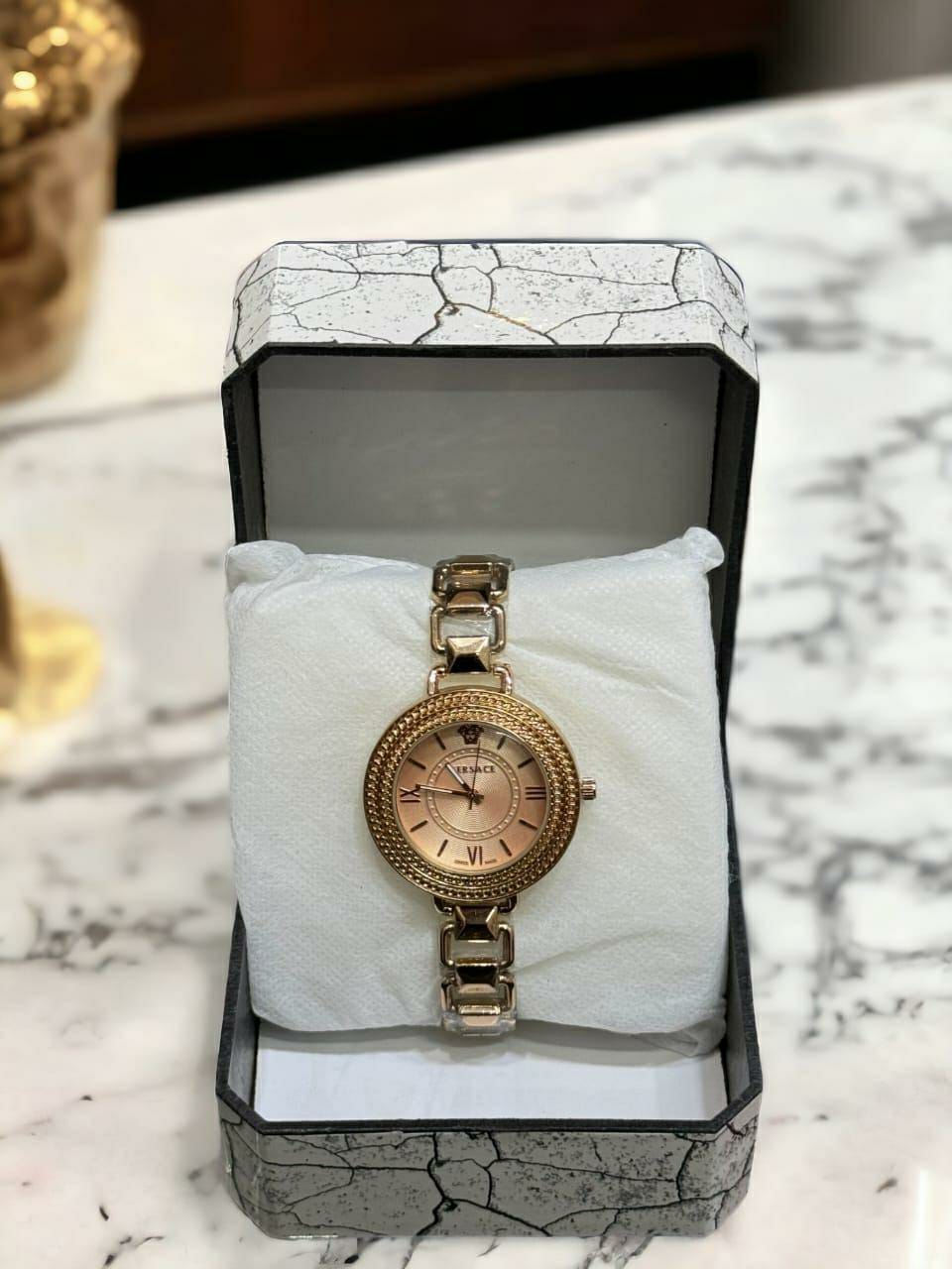 Ladies Fancy Watch Color: Golden, Rose Gold