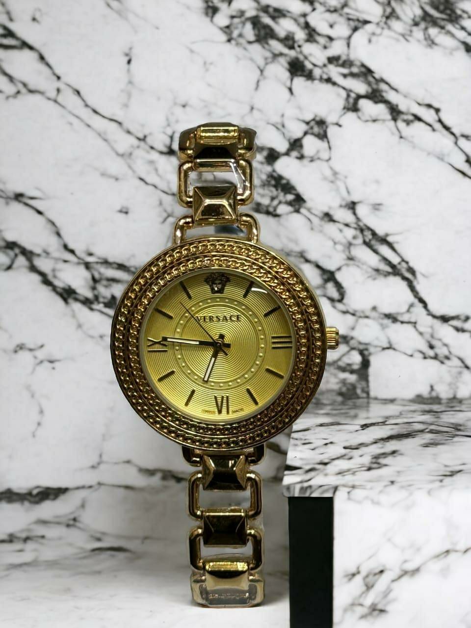 Ladies Fancy Watch Color: Golden, Rose Gold