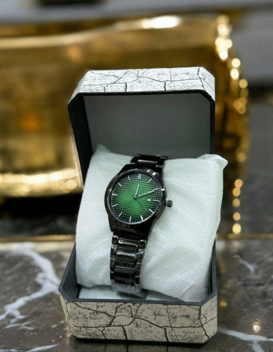 Men's Movement: Quartz Watch (Black, Green)