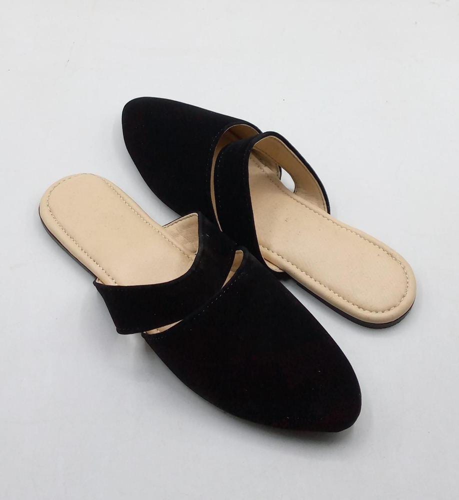 Women's Rexine Casual Pumps (Plan Design)