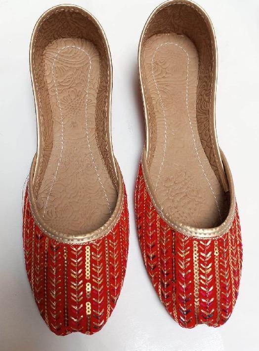Women's Embroidered Fancy Khussa (Red)