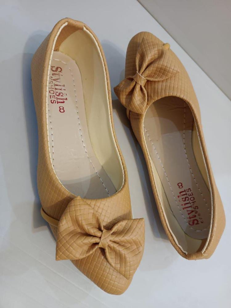 Women's Rexine Casual Pumps (Light Brown)