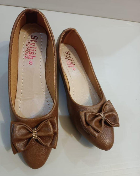 Women's Rexine Casual Pumps (Brown)