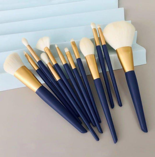 Blending Makeup Brushes Set Color: Navy, Gold