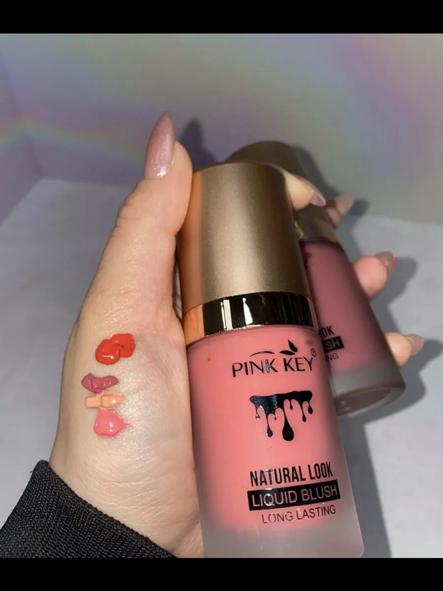 Hydrating Matte Blush - Long Lasting Liquid Formula in Pink