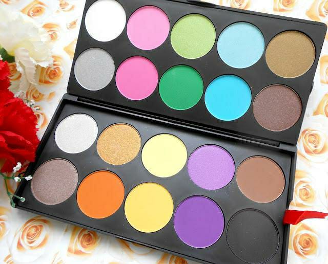 Different Colors Beautiful Eye Makeup Palette