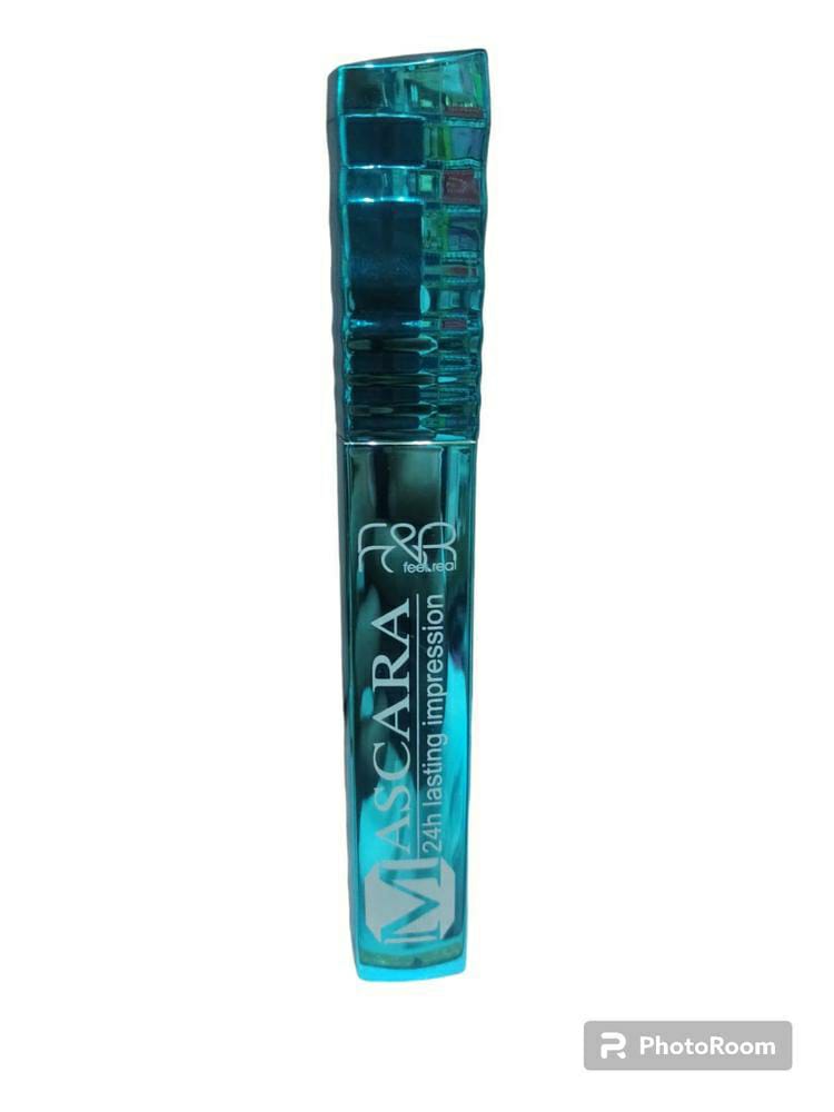 Volumizing Waterproof Mascara