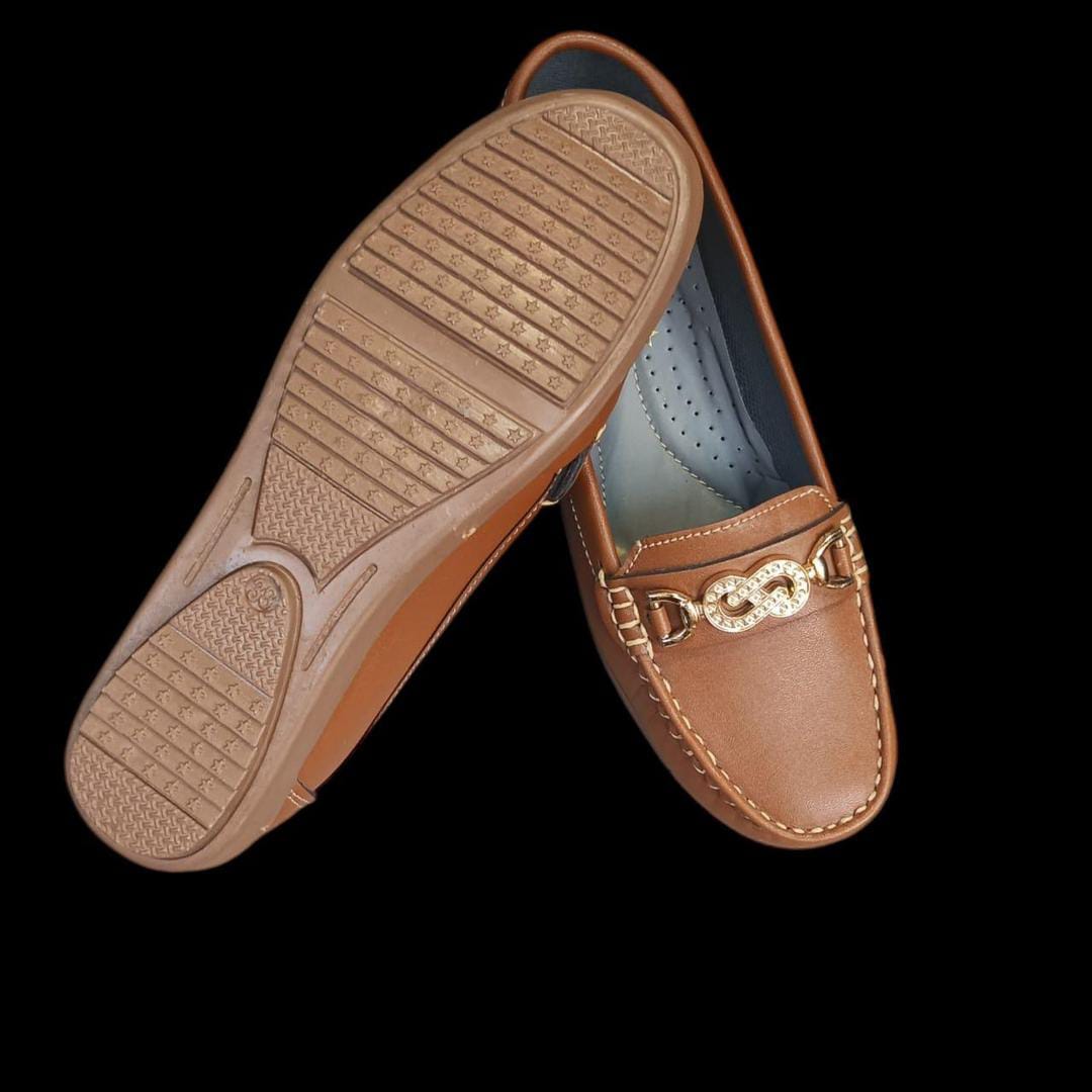 Women's PU Leather Fancy Pumps (Brown)