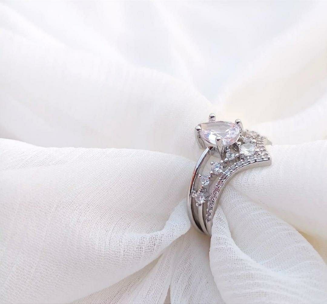 Tremendous Silver Plated Crystal Adjustable Ring