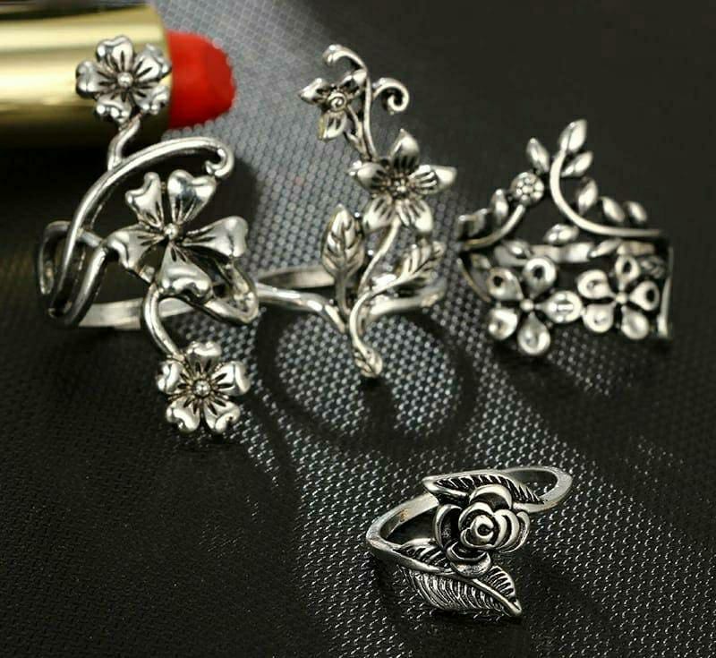 4 Pcs Trendy Antique Flower Ring Set