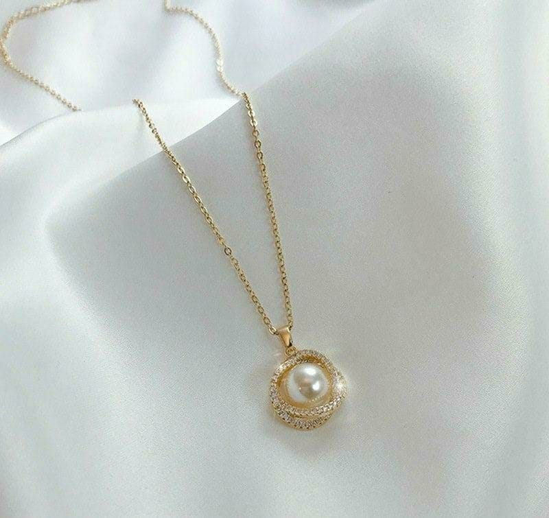 Charming Pendant