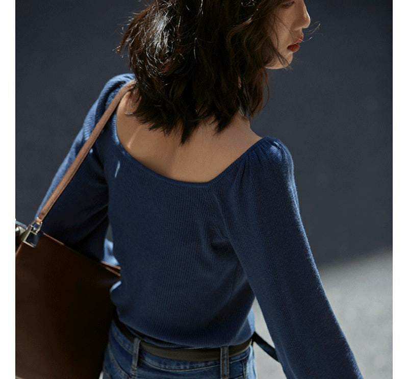 1 Pc Women Stylish Plain Polyester Knitted Sweater (Blue)