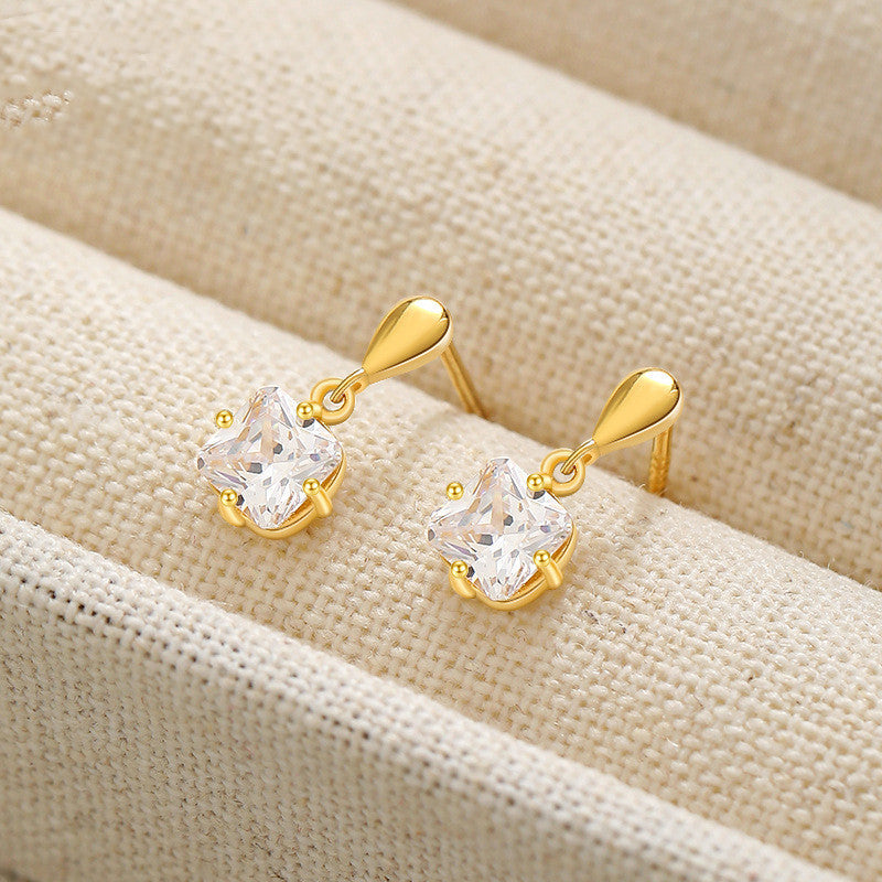 S925 Silver Simple Elegant Drop-shaped Square Diamond Stud Earrings